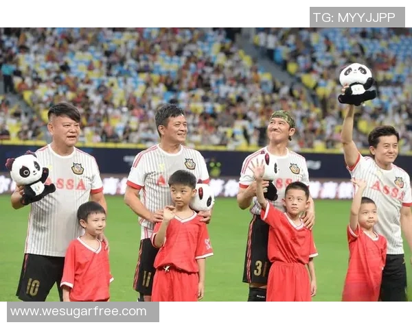 足球明星们这个夏天的奢华度假之旅与精彩瞬间回顾